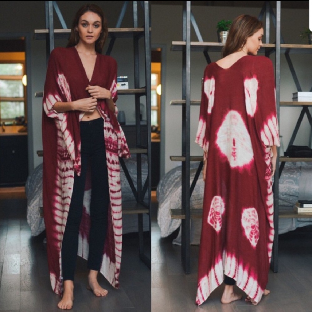 The dye long wrap with armholes